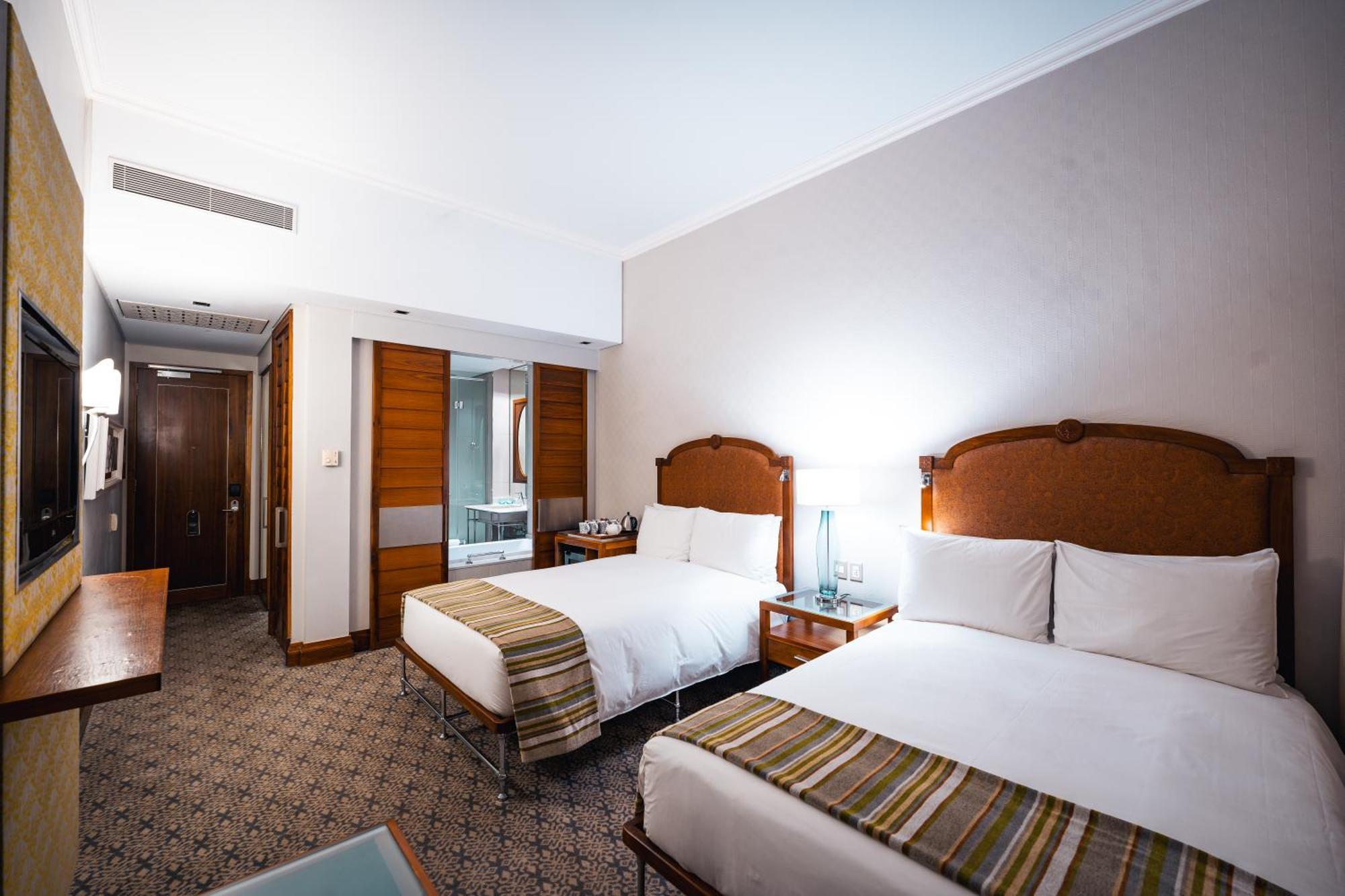 Pivot Hotel Montecasino Йоханнесбург Экстерьер фото
