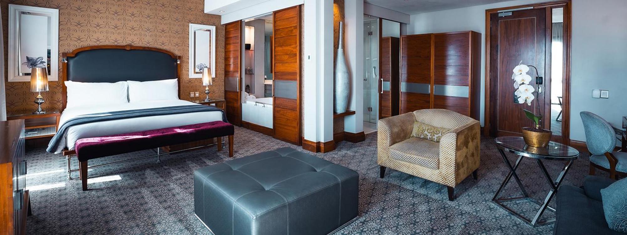 Pivot Hotel Montecasino Йоханнесбург Экстерьер фото