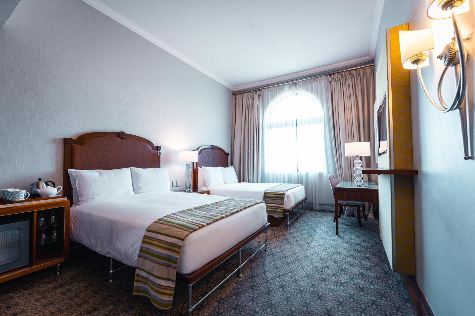 Pivot Hotel Montecasino Йоханнесбург Экстерьер фото