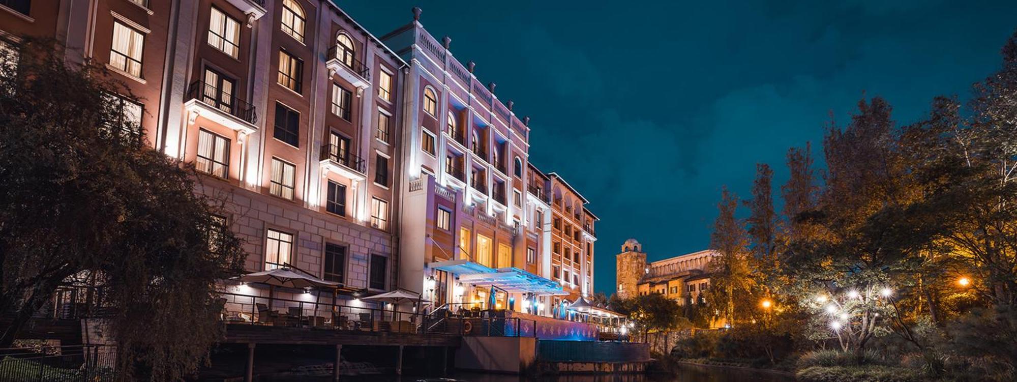 Pivot Hotel Montecasino Йоханнесбург Экстерьер фото