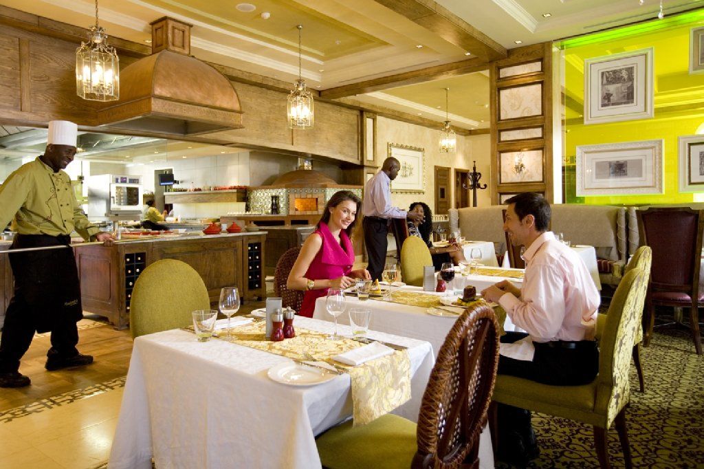 Pivot Hotel Montecasino Йоханнесбург Экстерьер фото